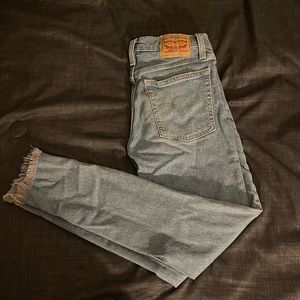 Levi’s Wedgie Skinny Blue Jeans